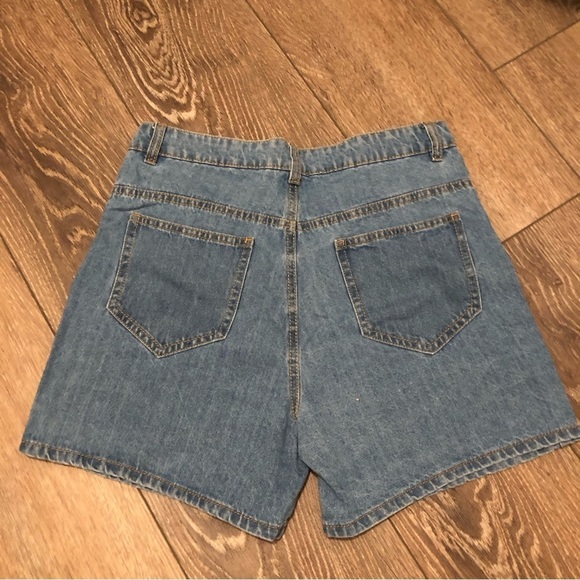 Mom, blue  jean shorts SZ 9 high waist EUC - Picture 3 of 4